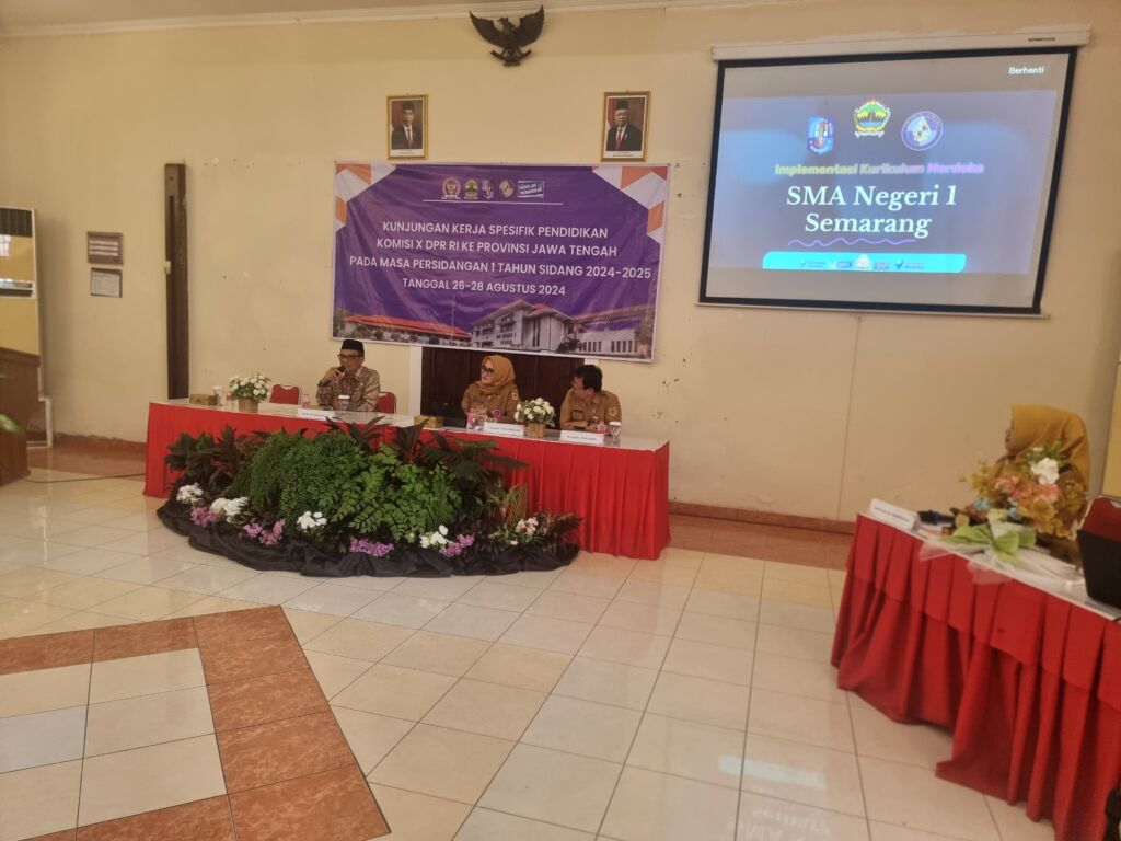 Komisi X DPR RI Apresiasi Implementasi Kurikulum Merdeka di SMAN 1 Kota Semarang
