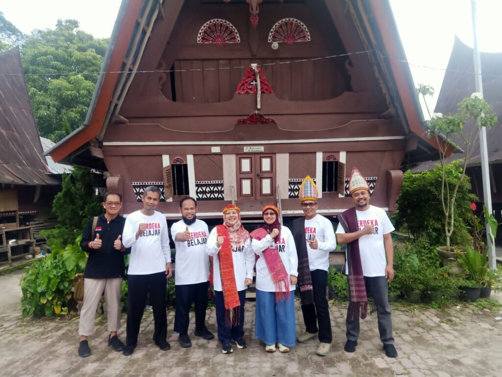 Penguatan Komunitas Belajar UPT untuk Transformasi Pendidikan dan Sistem Pengawasan