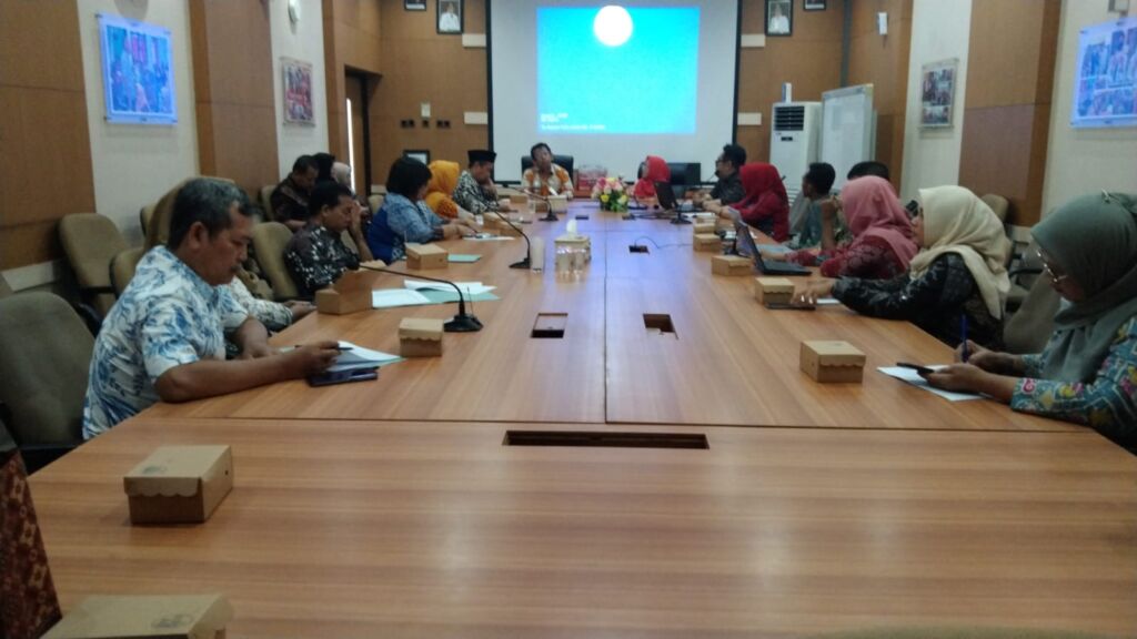 Dinas Pendidikan Kota Pekalongan Lakukan Studi Tiru ULD di Surabaya
