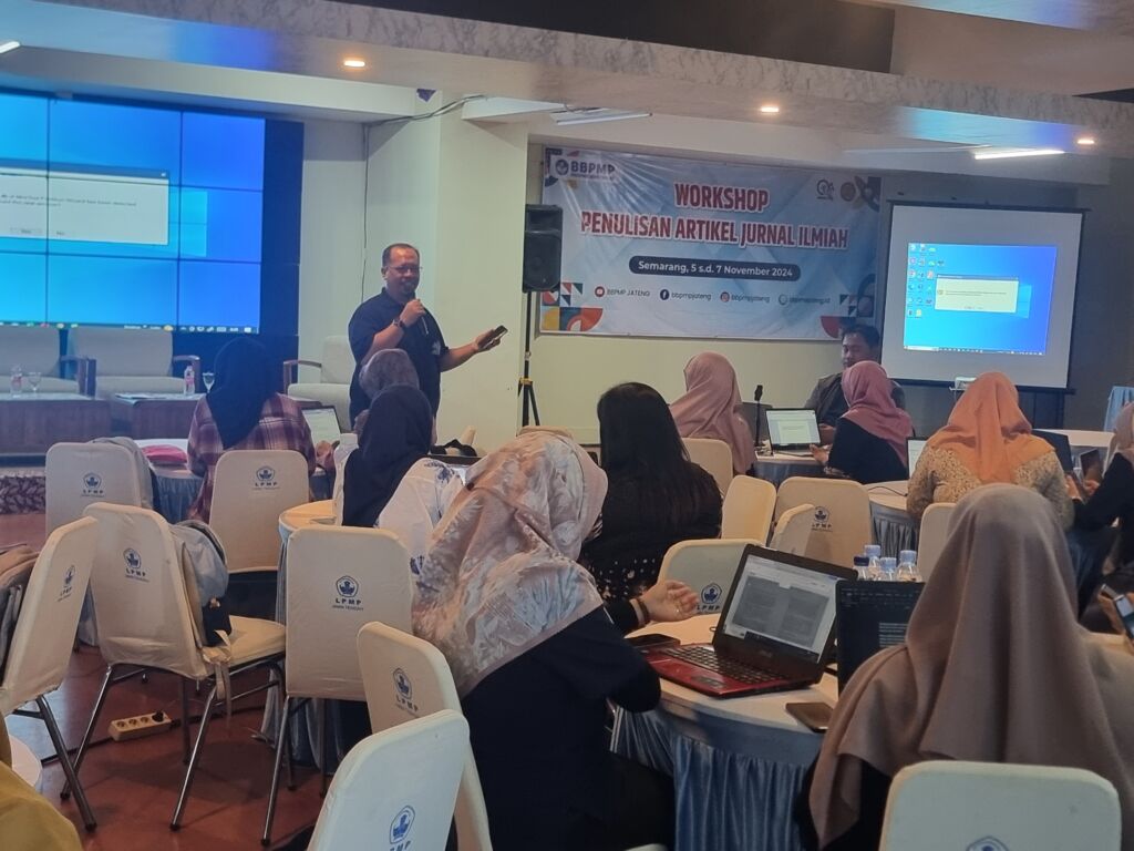 Peningkatan Kualitas Pendidik Melalui Workshop Penulisan Artikel Ilmiah