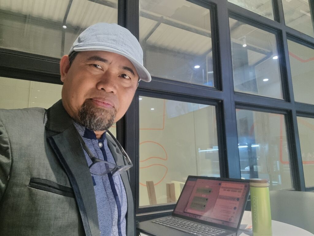 FILOSOFI NAIK KERETA API MENGEMBANGKAN PROGRAM SEKOLAH/MADRASAH UNGGULAN YANG BERDAMPAK
