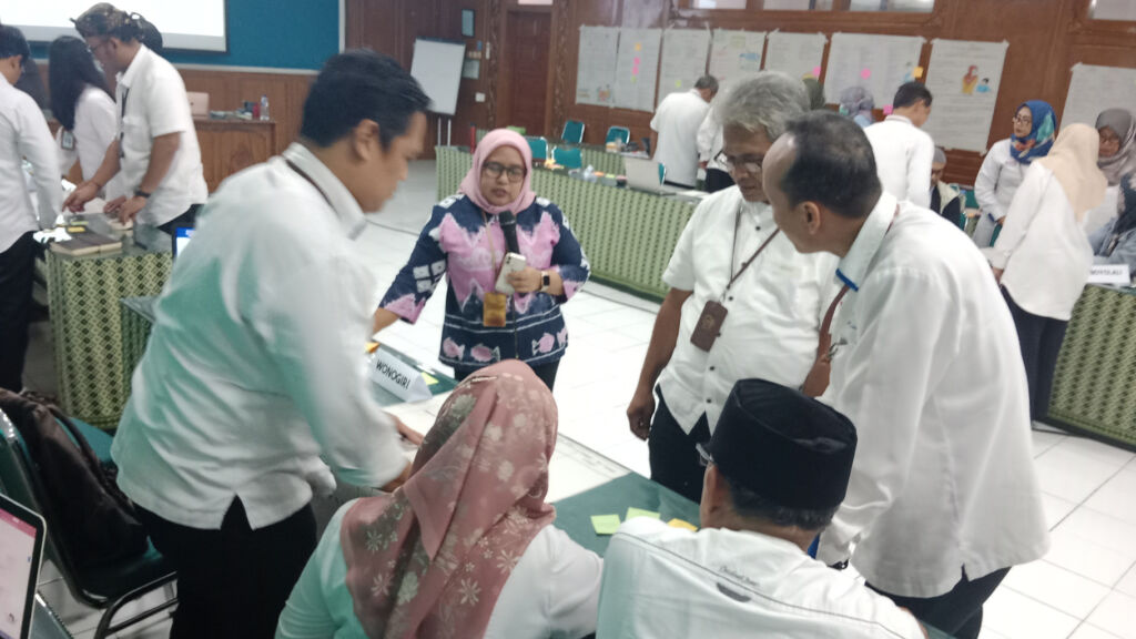 Bebek angsa ikan lele, hari selasa lanjut IHT
